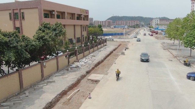 0408鎮(zhèn)村道路改造升級_2021-04-08_10-22-18.jpg